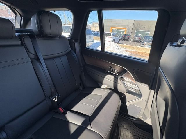 2025 Land Rover Range Rover SE - Photo 34