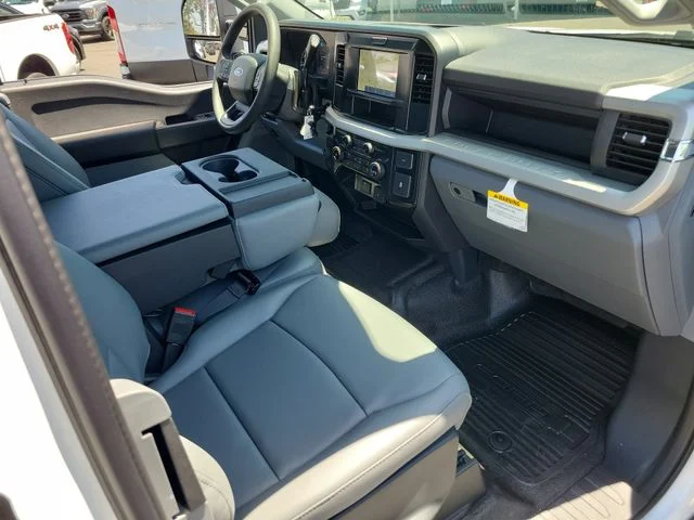 New 2026 Oxford White Ford XL image 10
