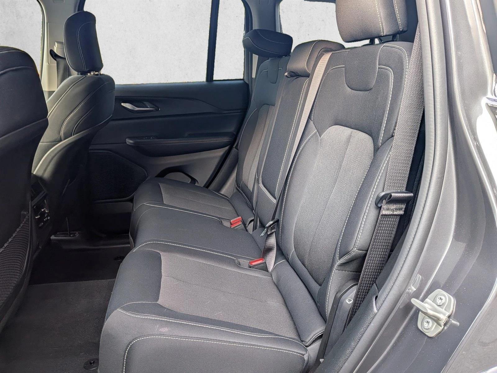 Used 2023 Baltic Gray Metallic Clearcoat Jeep Laredo image 18