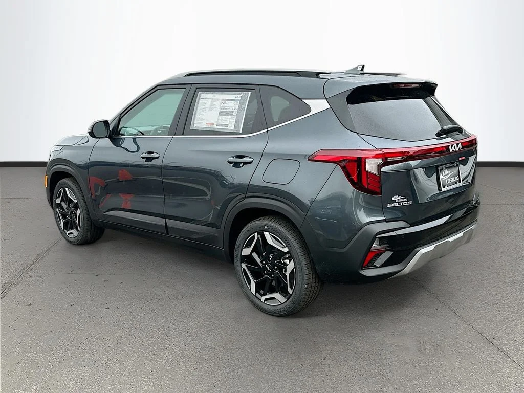 New 2026 Gravity Gray Kia SX image 5