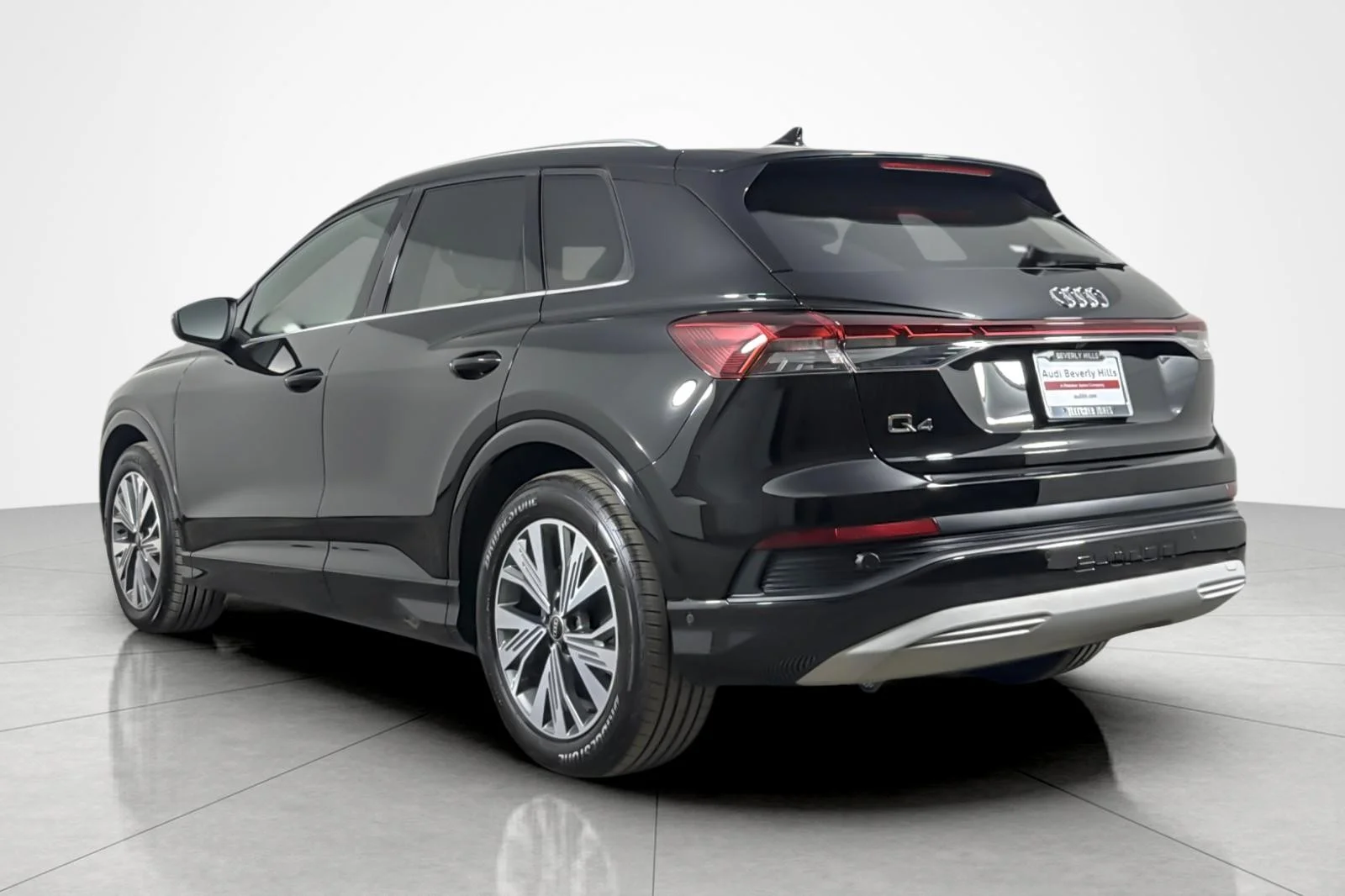 Used 2023 Mythos Black Metallic Audi Premium Plus 40 RWD image 3