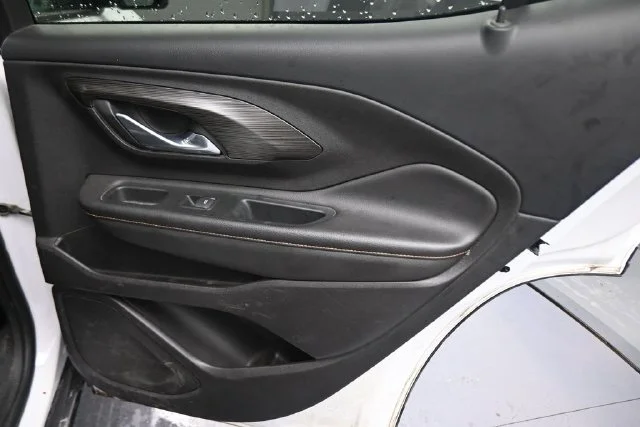 Used 2019 White GMC SLT image 15