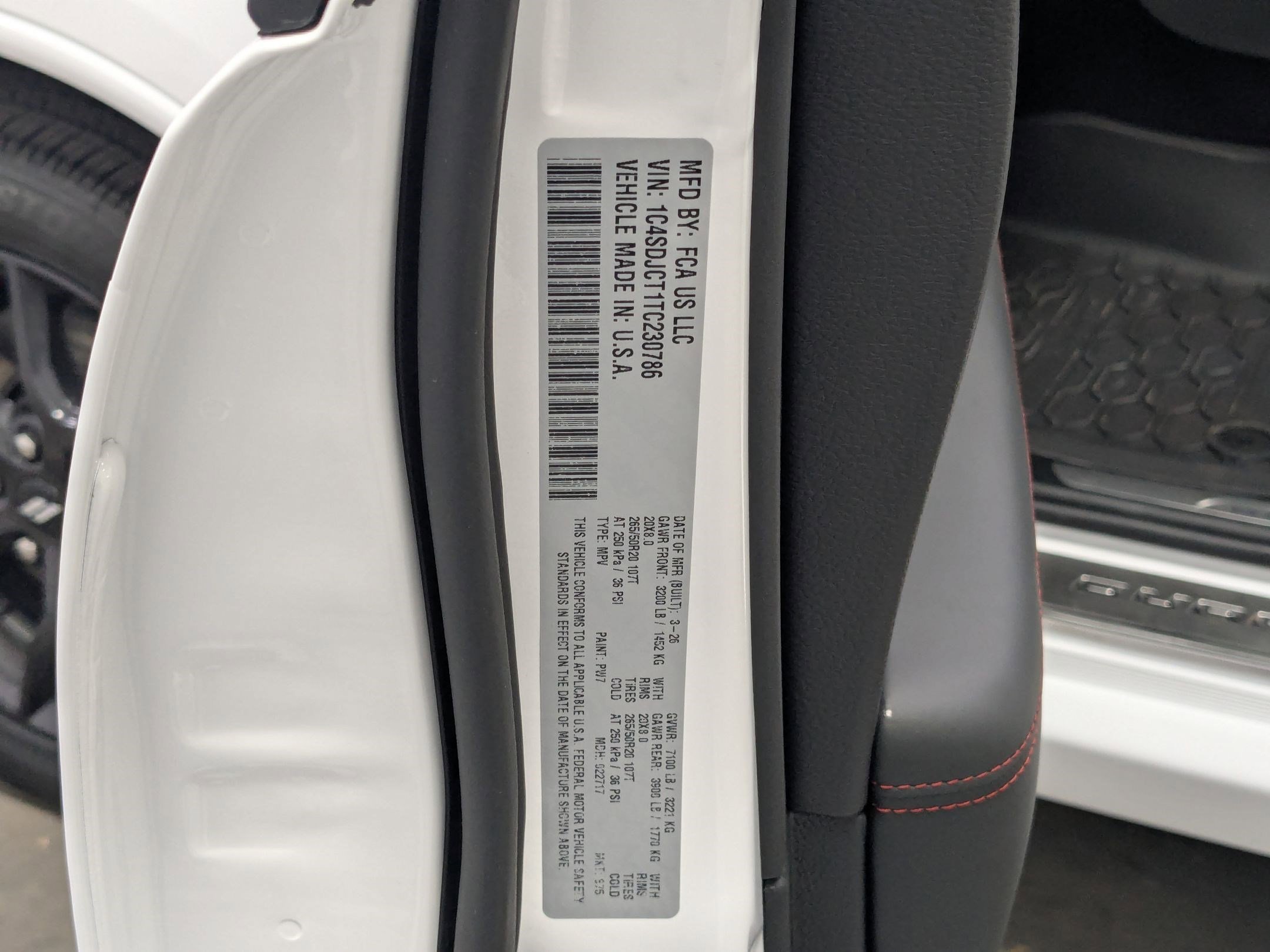 New 2026 White Knuckle Clear-Coat Exterior Paint Dodge GT Plus HEMI V8 image 25