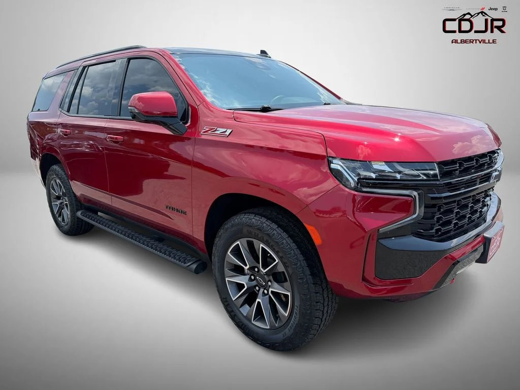Used 2023 Red Chevrolet Z71 image 1