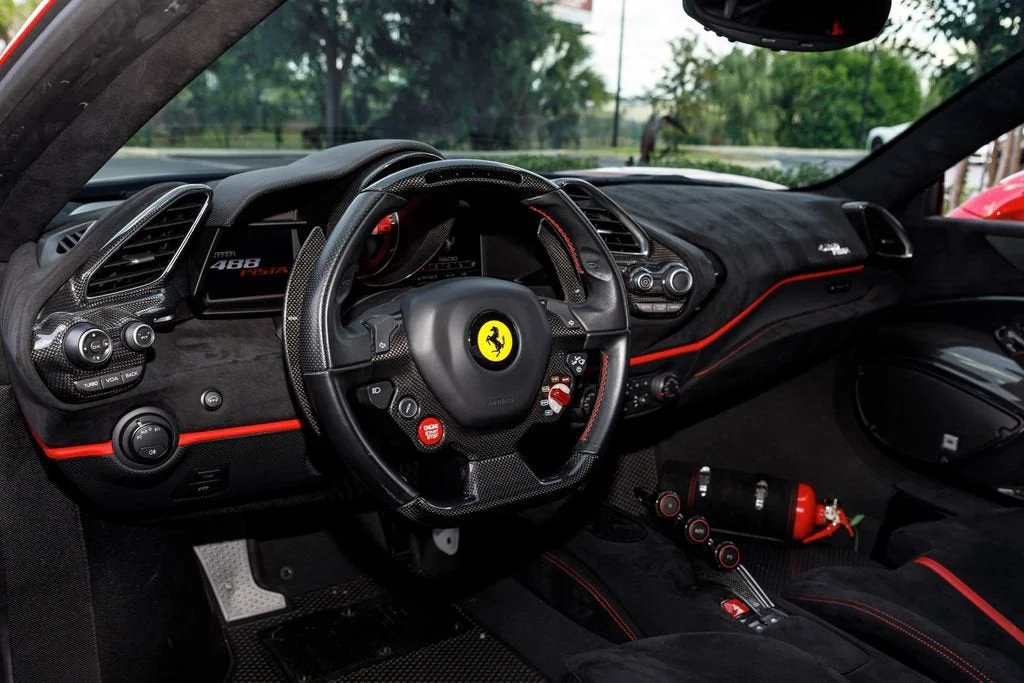 Used 2019 Rosso Corsa Ferrari  image 9