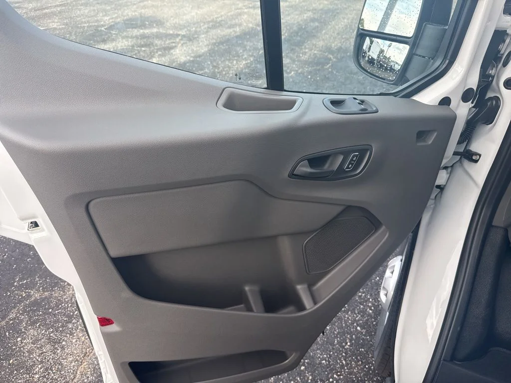 2025 Ford Transit Van Base - Photo 21