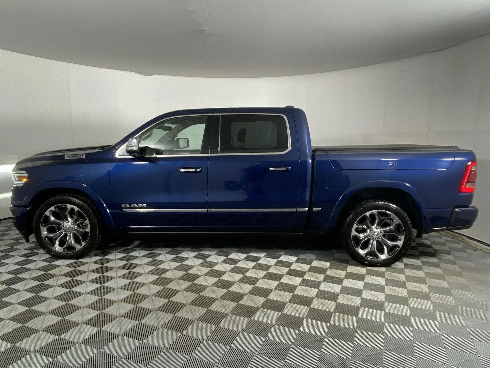 Used 2022 Patriot Blue Pearlcoat Ram Limited image 15
