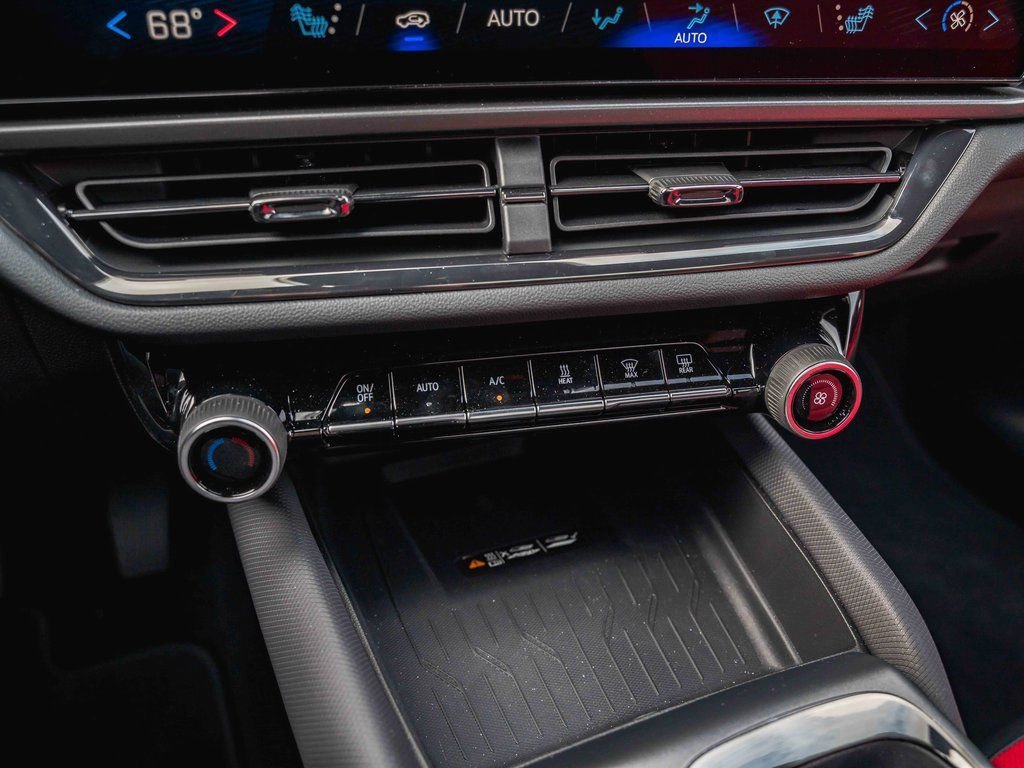 2025 Chevrolet Equinox EV RS - Photo 36