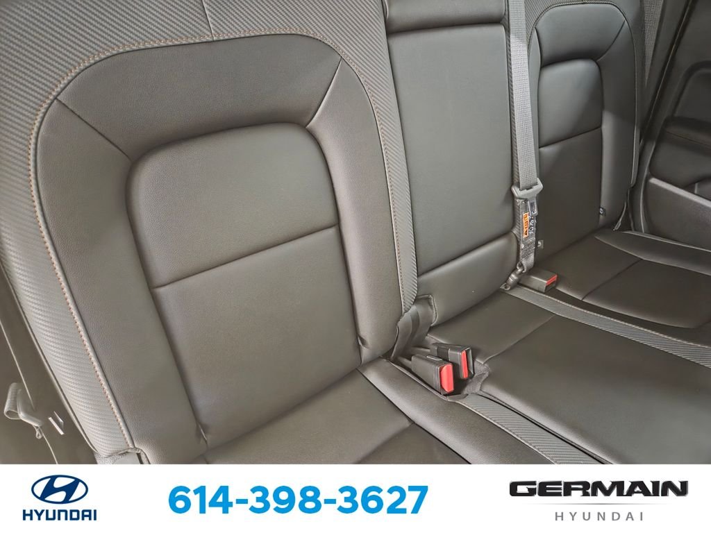 Used 2021 Gray GMC AT4 w/Leather image 19