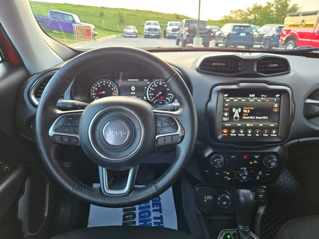 Certified Used 2022 Red Jeep Latitude image 19