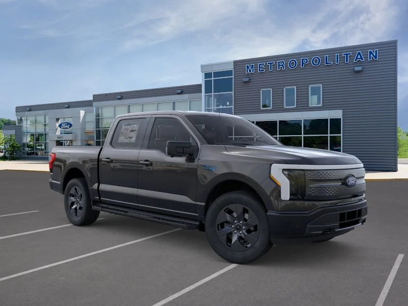 2025 Ford F-150 Lightning Flash - Photo 7