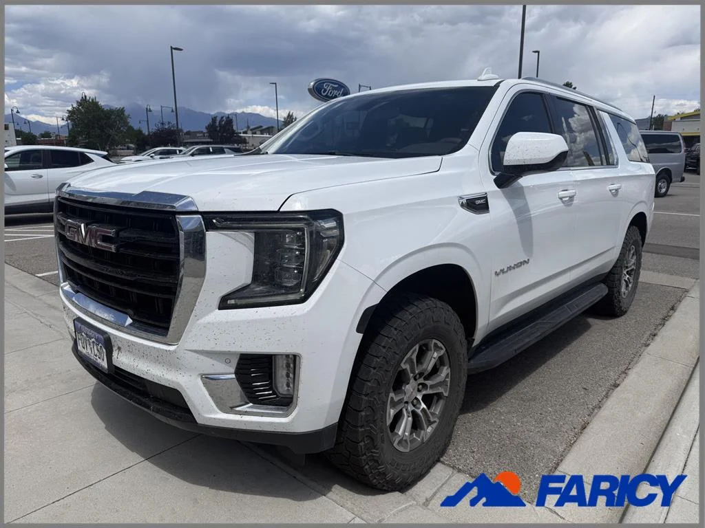 2022 GMC Yukon 4WD SLE's photo