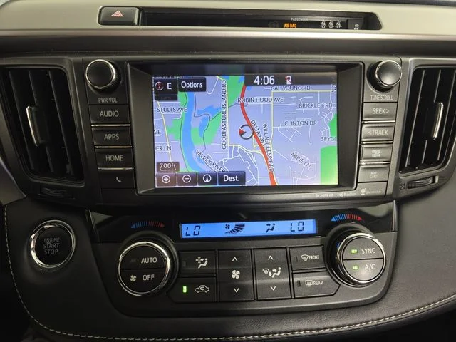 Used 2018 Blizzard Pearl Toyota Limited image 18