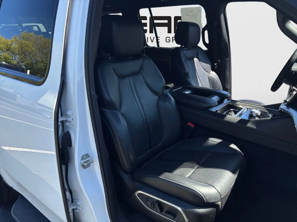 Used 2024 White Jeep Series II image 28