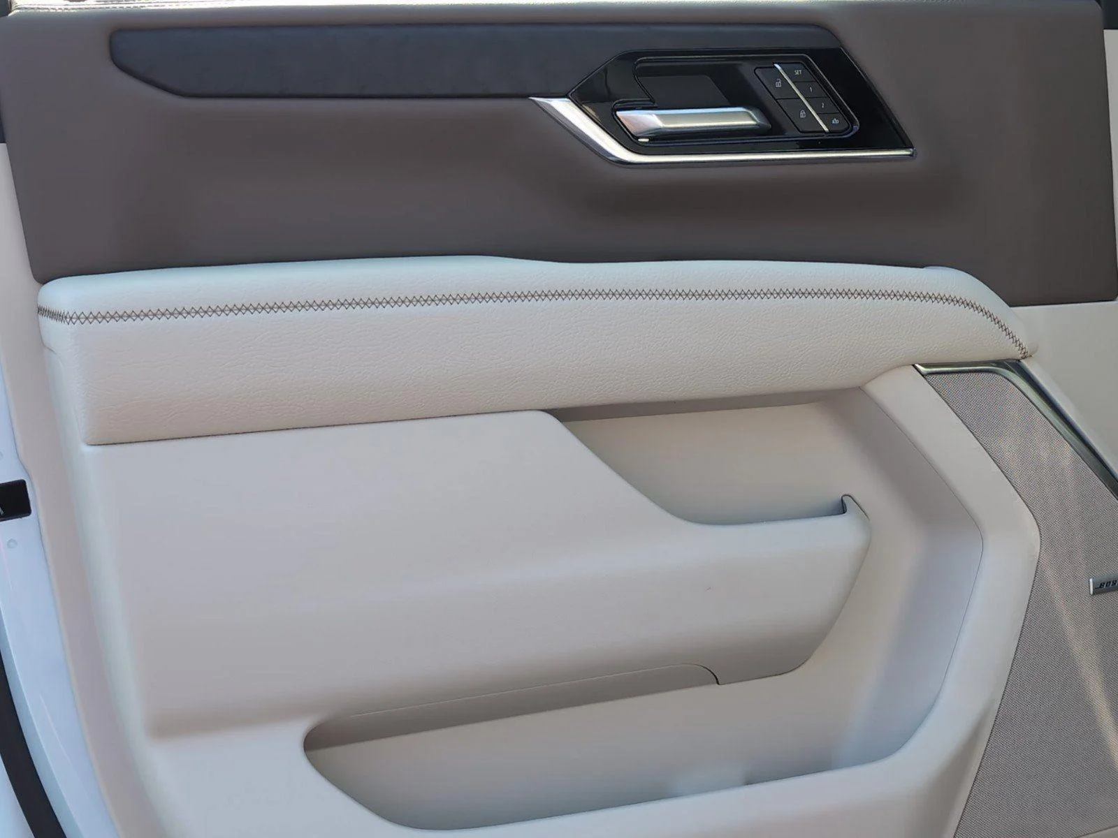 New 2026 Glacier White Tricoat GMC Denali image 19