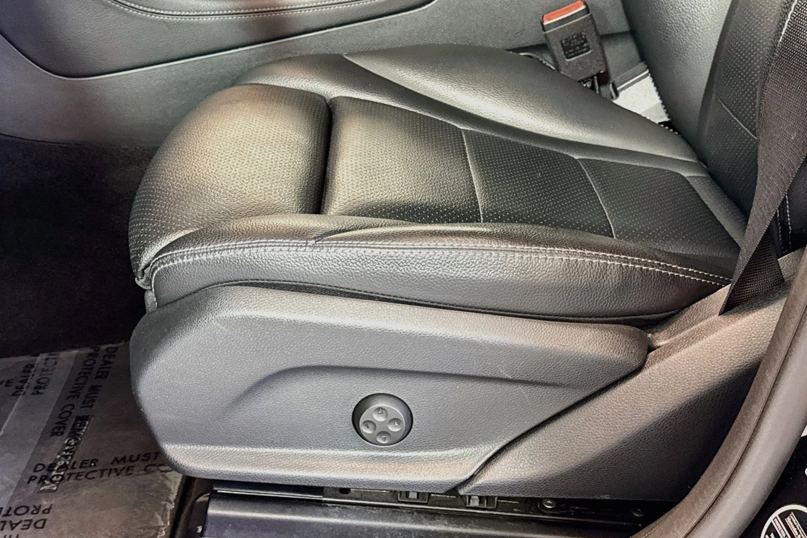 Used 2019 Black Mercedes-Benz GLC 300 image 18