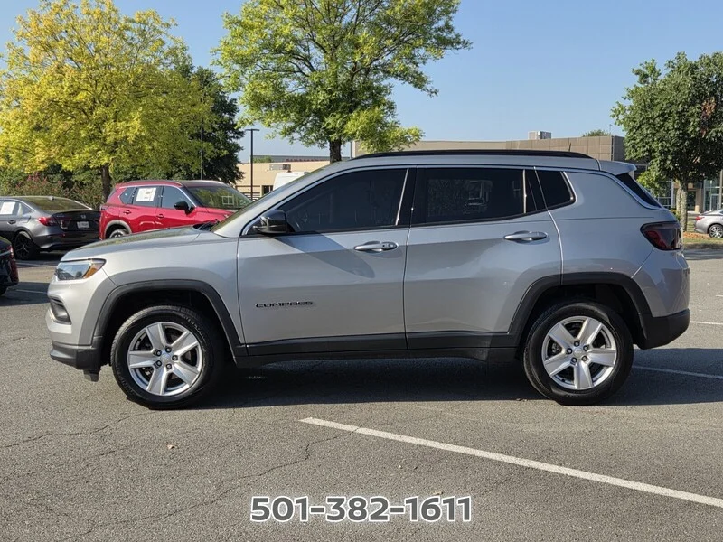 Used 2022 Billet Silver Metallic JEEP LATITUDE 4X4 image 2