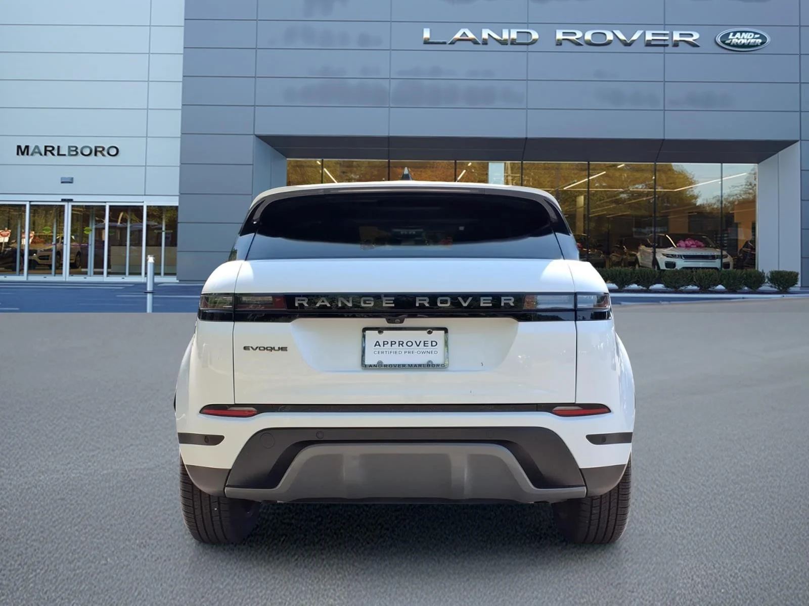 Certified Used 2026 Fuji White Land Rover S image 7