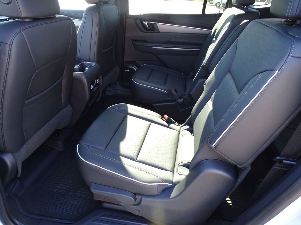 2025 Buick Enclave Sport Touring - Photo 22