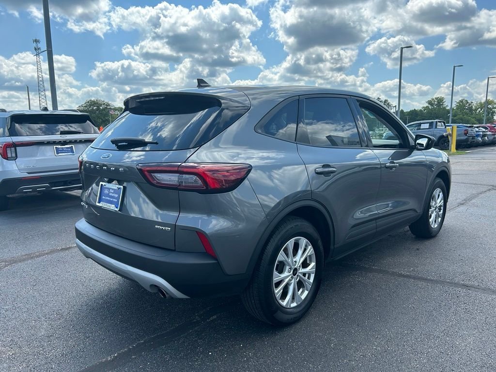 Used 2025 Gray Metallic Ford Active image 8