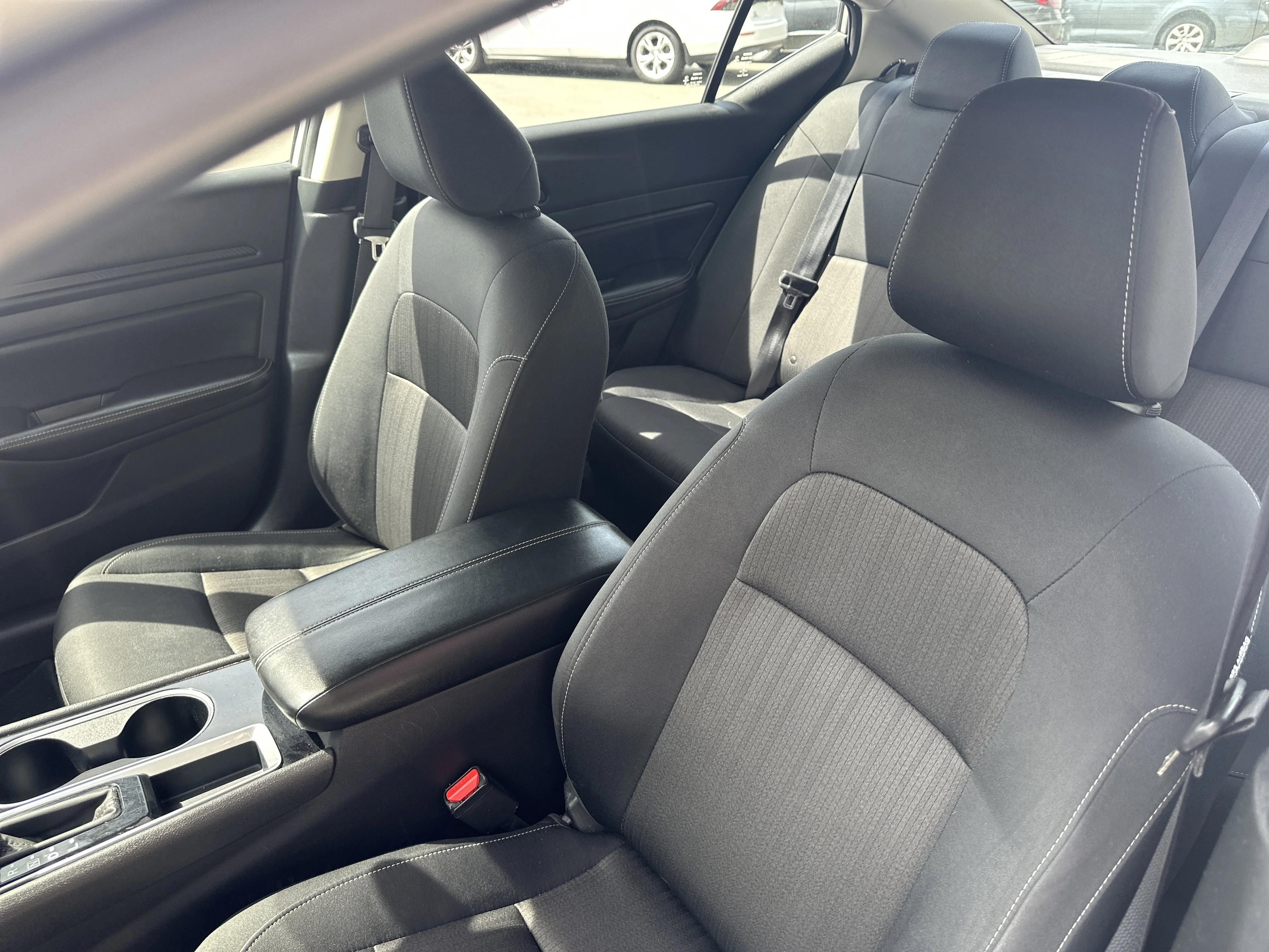 2024 Nissan Altima SV - Photo 18