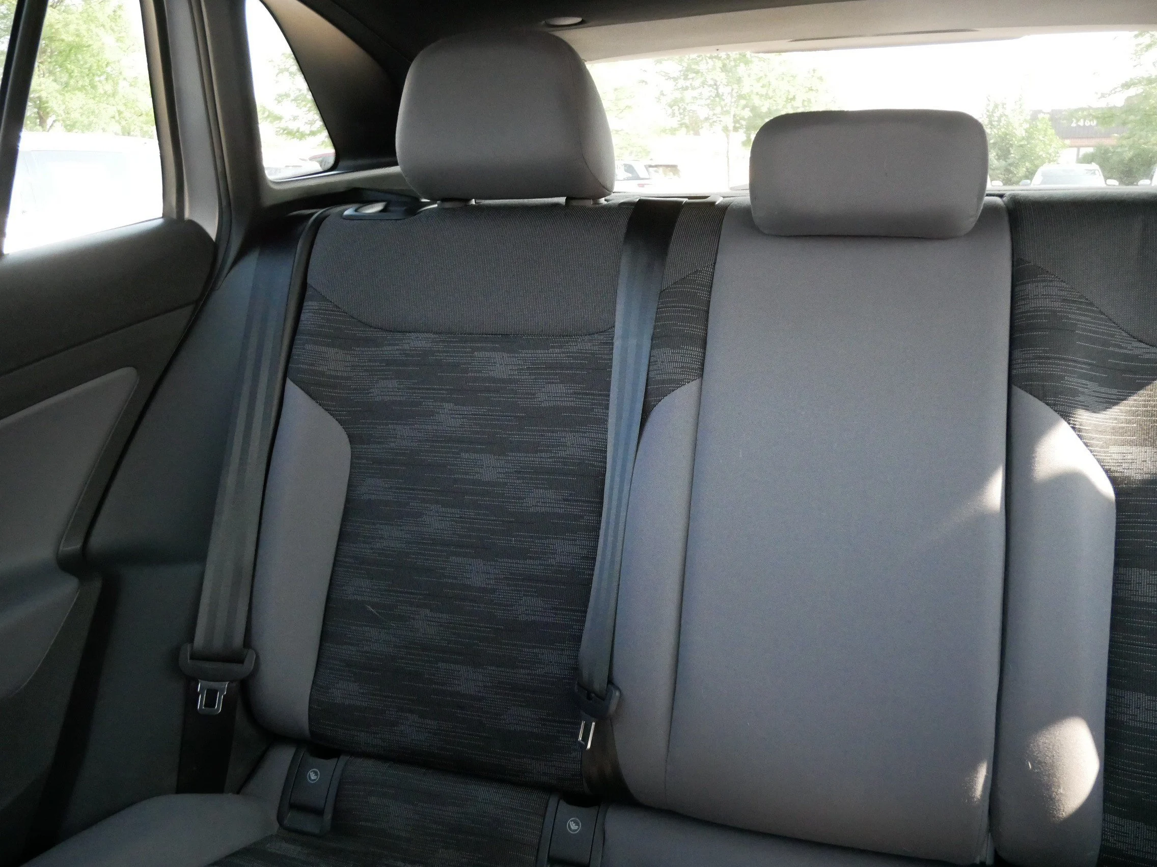 Certified Used 2021 Scale Silver Metallic Volkswagen Pro image 27
