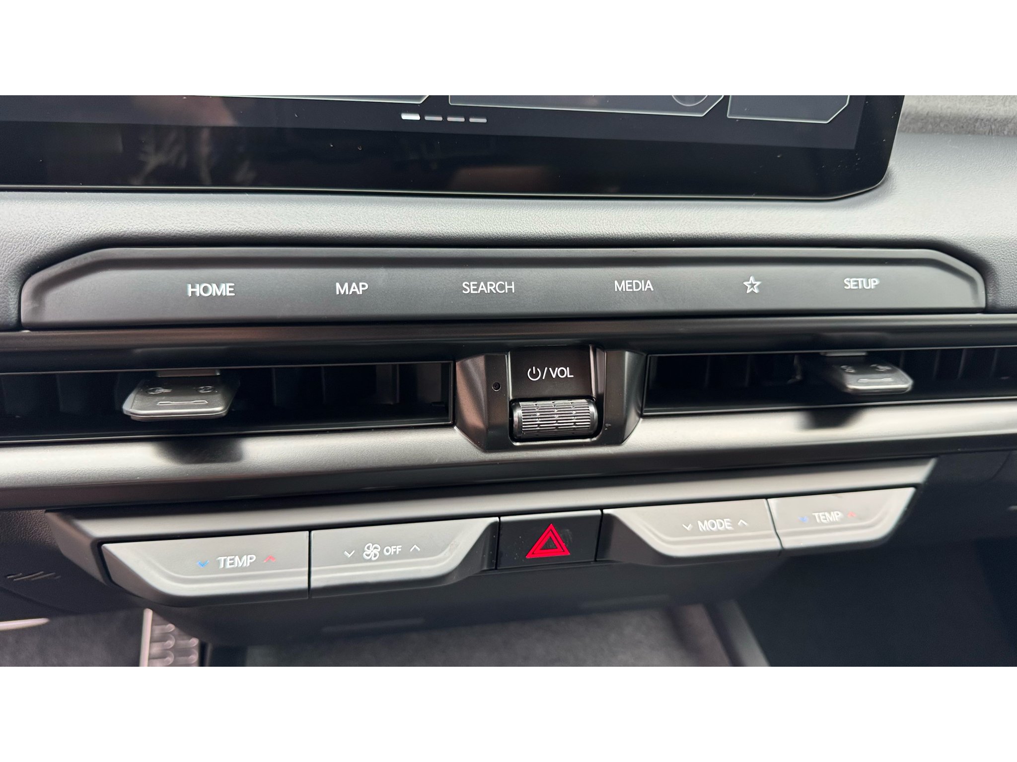 New 2027 Terrain Brown Kia X-LINE SX image 19