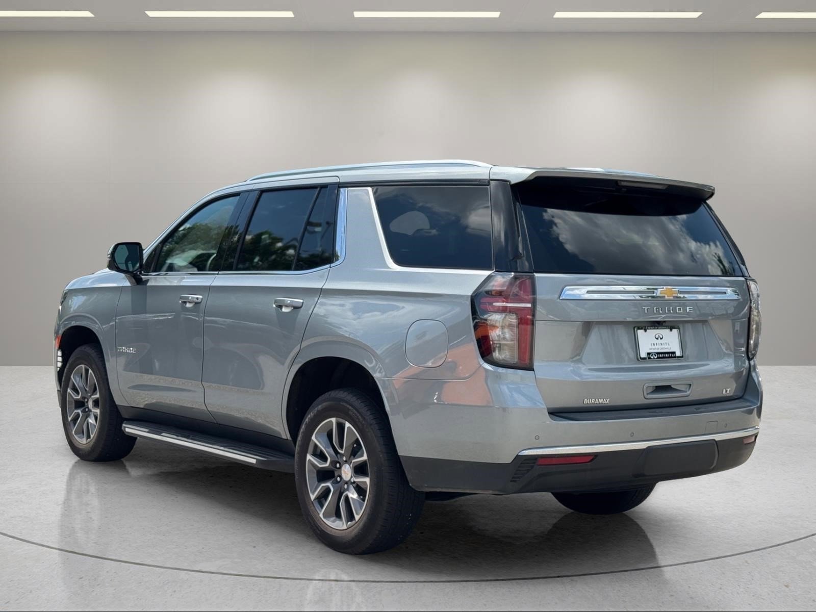 Used 2024 Sterling Gray Metallic Chevrolet LT image 3