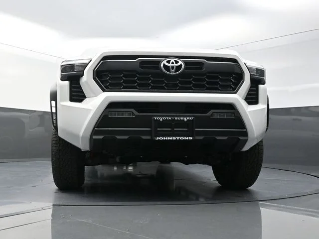 Used 2025 White Toyota TRD Off-Road image 35