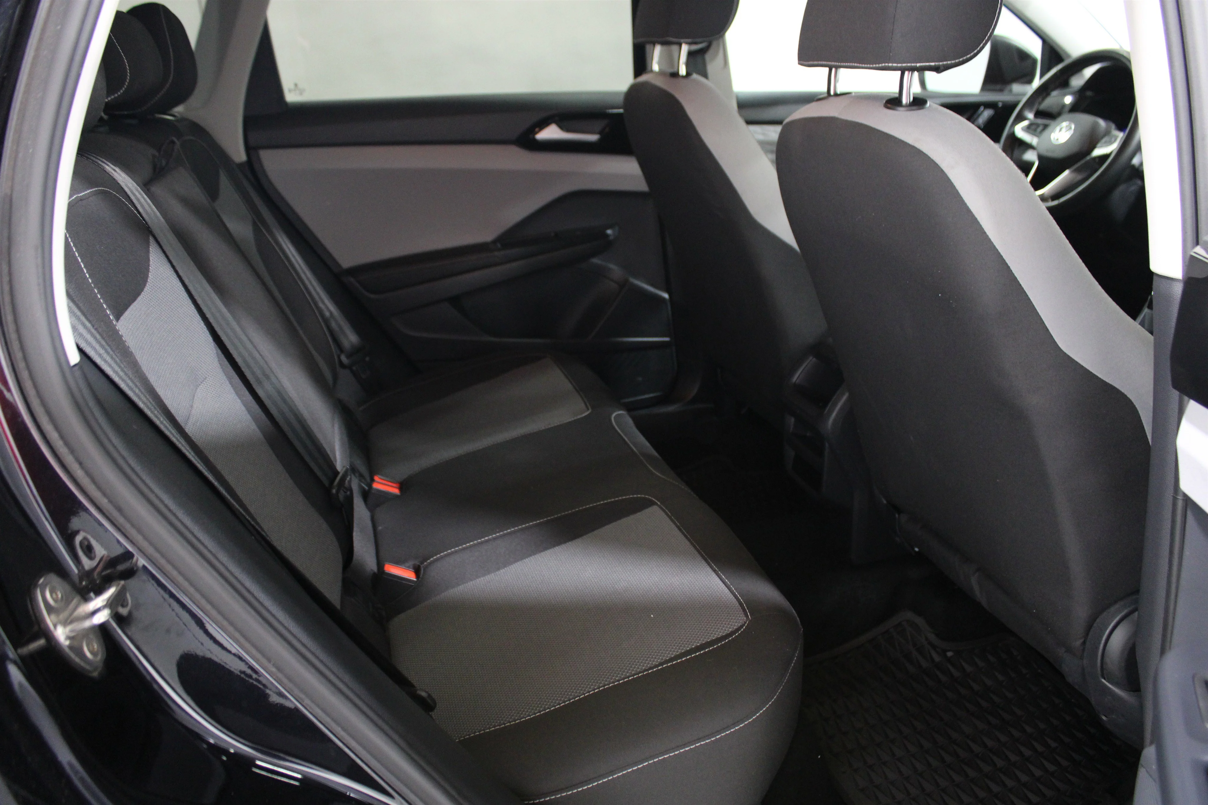 Used 2024 Deep Black Pearl Volkswagen S image 23