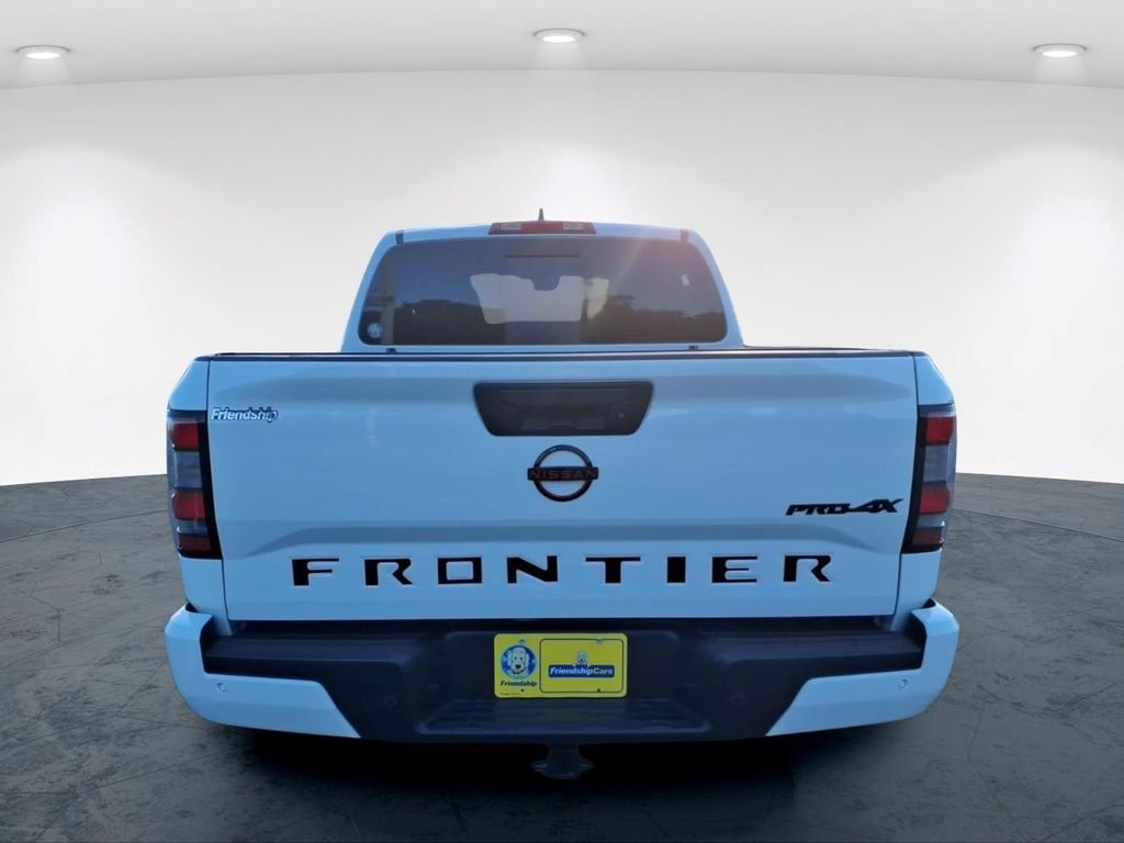 Used 2024 White Nissan PRO-4X image 10