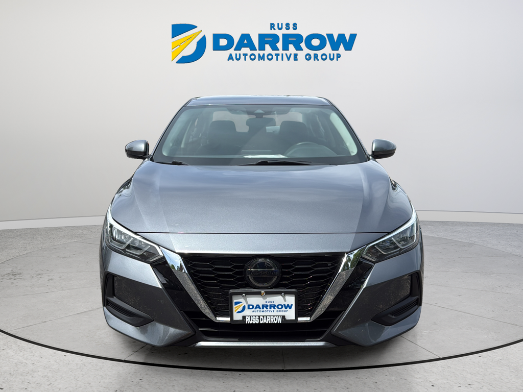 Used 2020 Gray Nissan S image 8