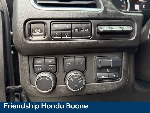 Used 2021 Gray Chevrolet Premier image 20