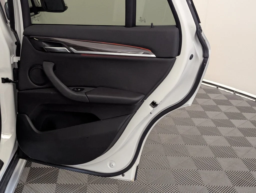 Certified Used 2018 White BMW xDrive28i image 35