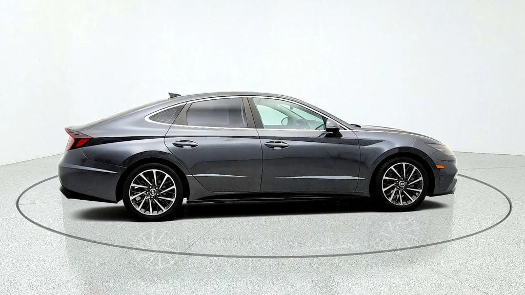 Used 2021 Portofino Gray Hyundai Limited 1.6T image 4
