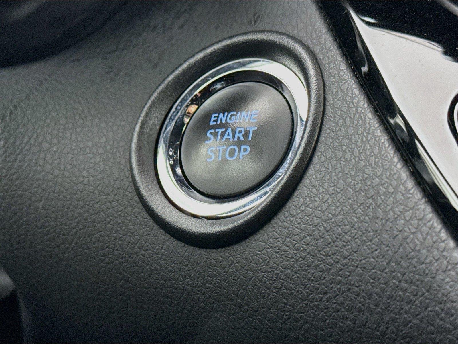 Used 2019 Blizzard Pearl Toyota Limited image 21