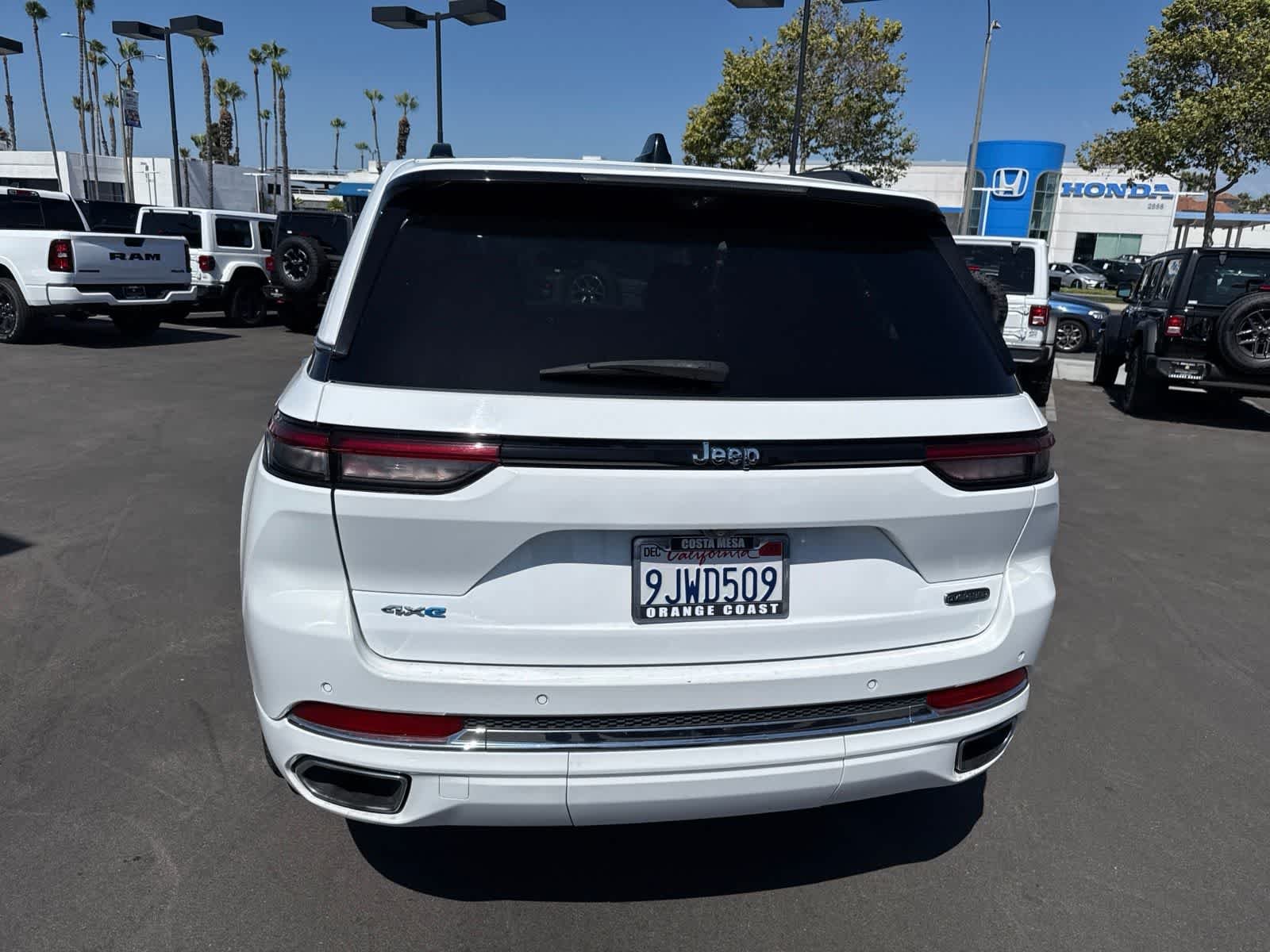 Used 2023 Bright White Clearcoat Jeep Overland image 21