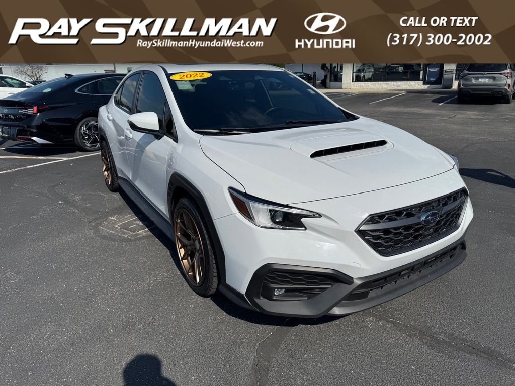 Used 2022 Ceramic White Subaru Limited image 1