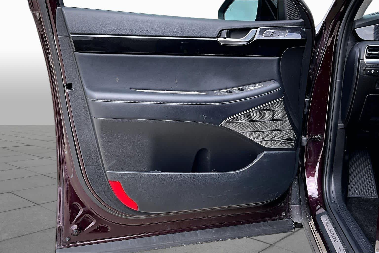 Used 2021 Sierra Burgundy Hyundai Limited image 34