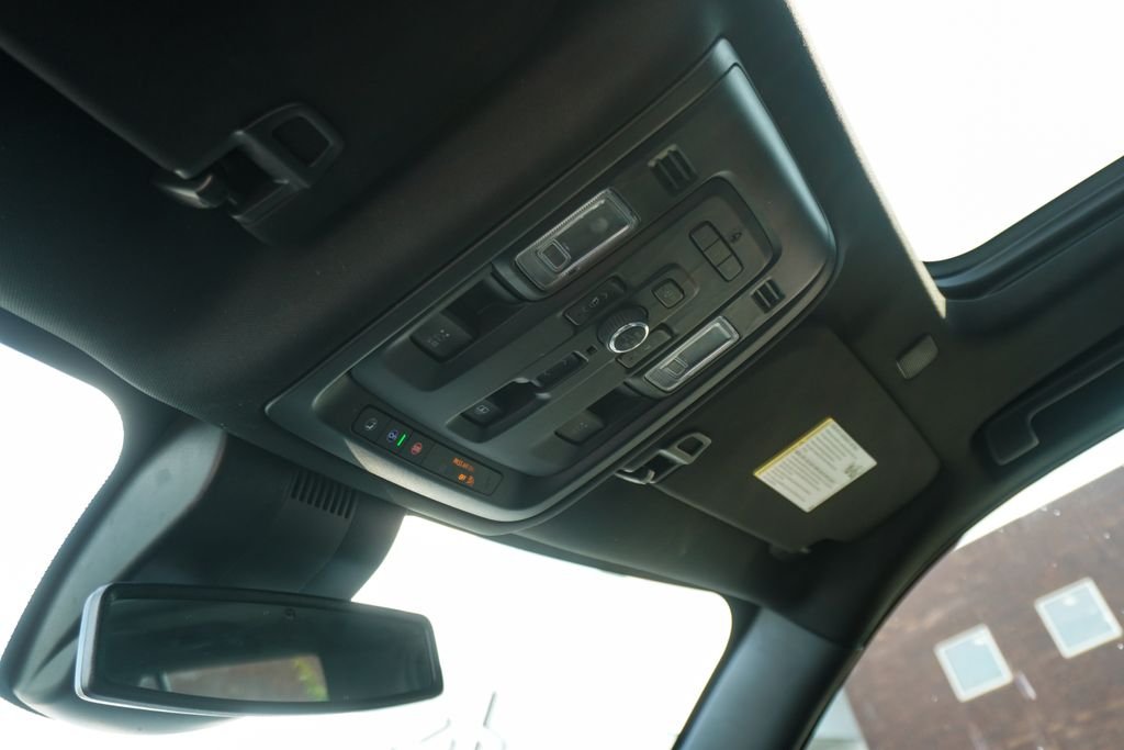 Used 2024 Black GMC Denali image 22