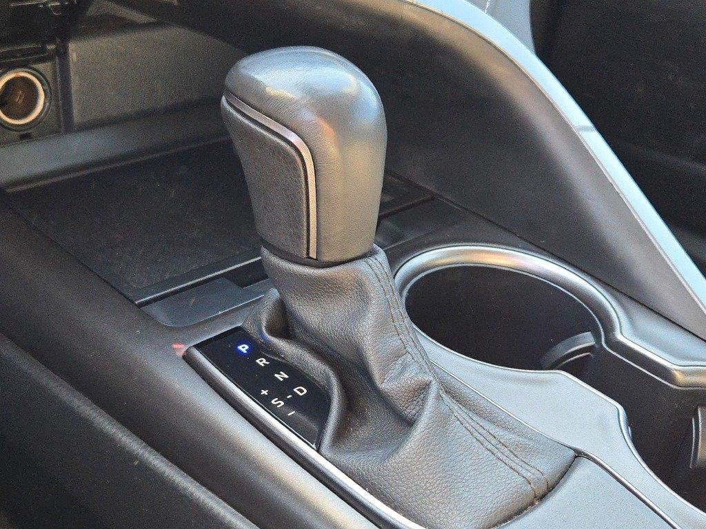 Used 2024 Midnight Black Metallic Toyota SE image 19