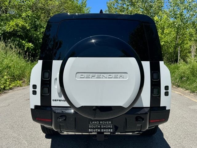 New 2026 Fuji White LAND ROVER X-Dynamic SE image 6