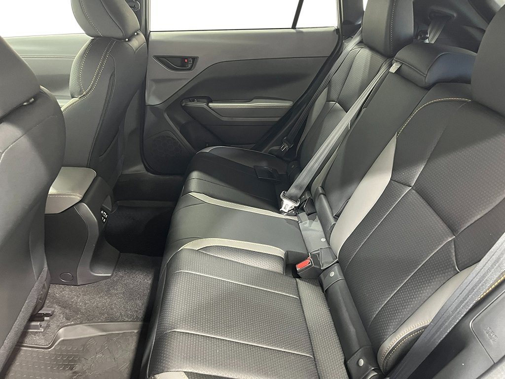 New 2026 ICE SILVER METALLIC Subaru Wilderness image 23