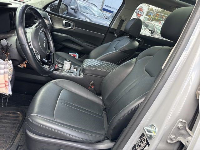 Used 2022 Wolf Gray Kia X-Line EX image 34