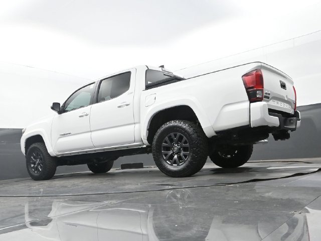 Used 2023 Ice Cap Toyota SR5 image 26