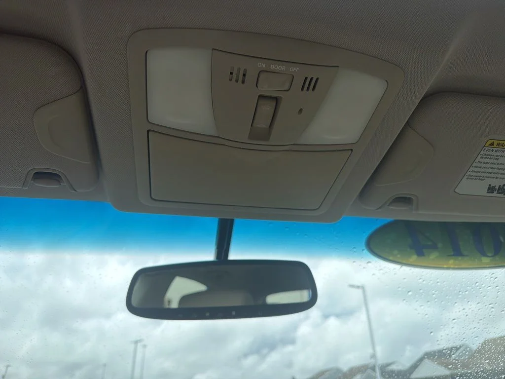 Used 2014 White INFINITI Journey image 32