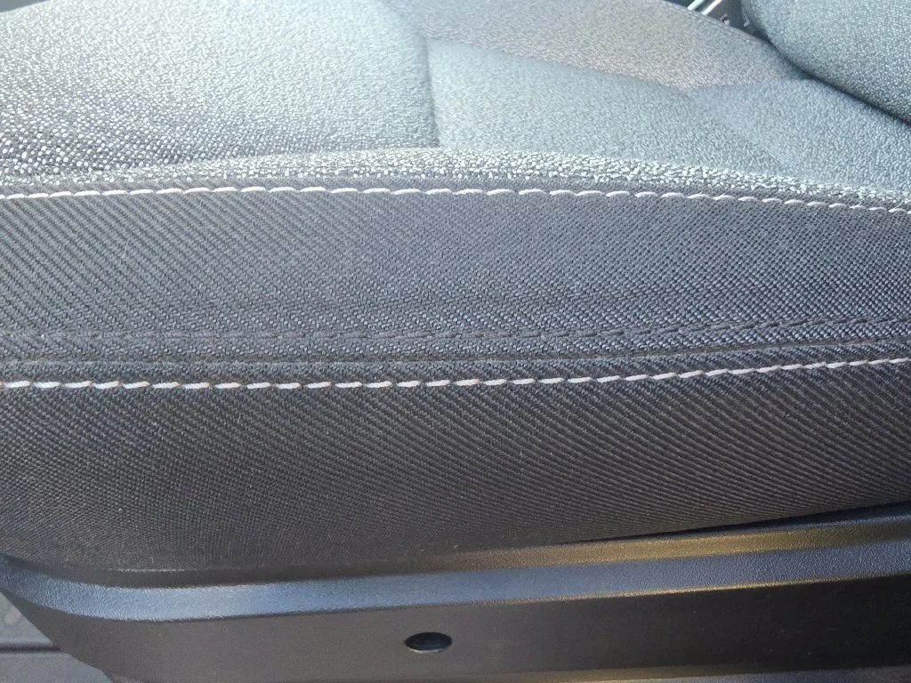 Used 2025 White Ram Base image 13