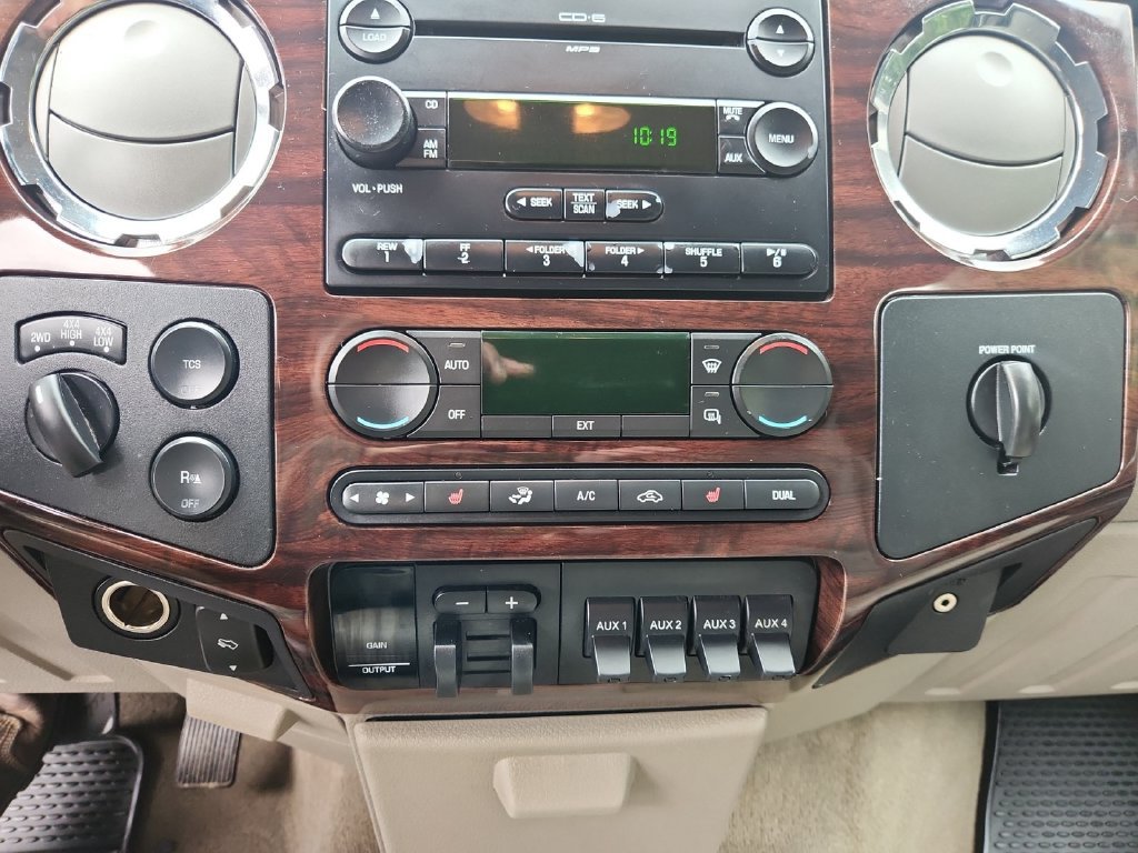 Used 2008  Ford XL image 17