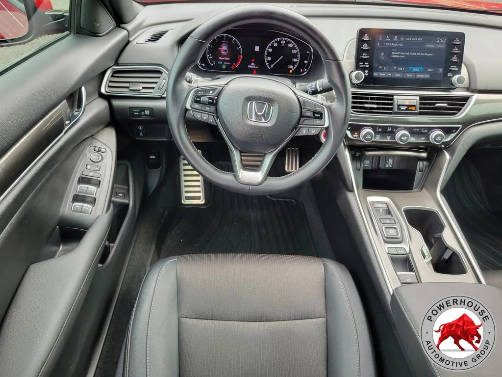 Used 2020  Honda Sport 2.0T image 16