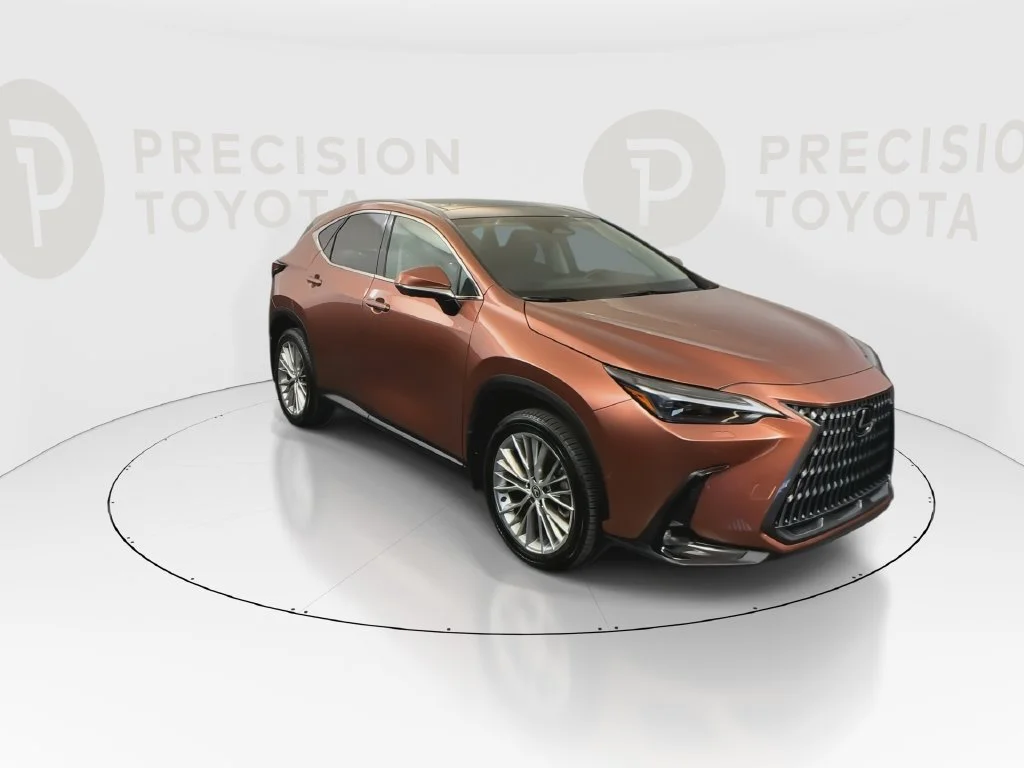 Used 2025 Copper Crest Lexus 350h Luxury image 4
